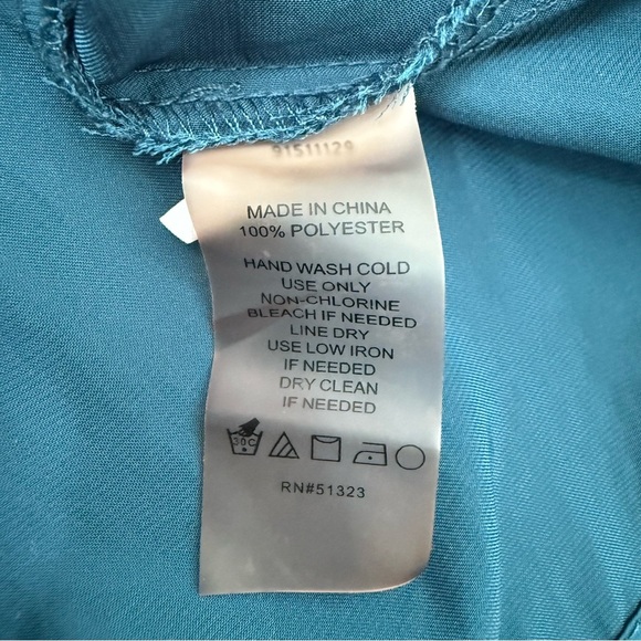 Women’s Vince Camuto Tie Front Elastic Cuff Long Sleeve V-Neck Top Medium - Picture 13 of 15